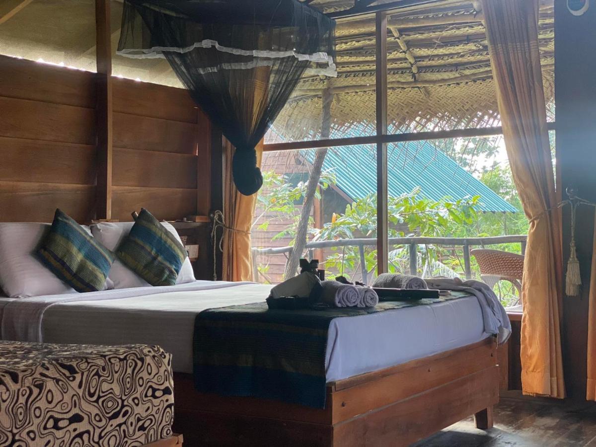 Chena Huts Eco Resort سيغيرِيا المظهر الخارجي الصورة