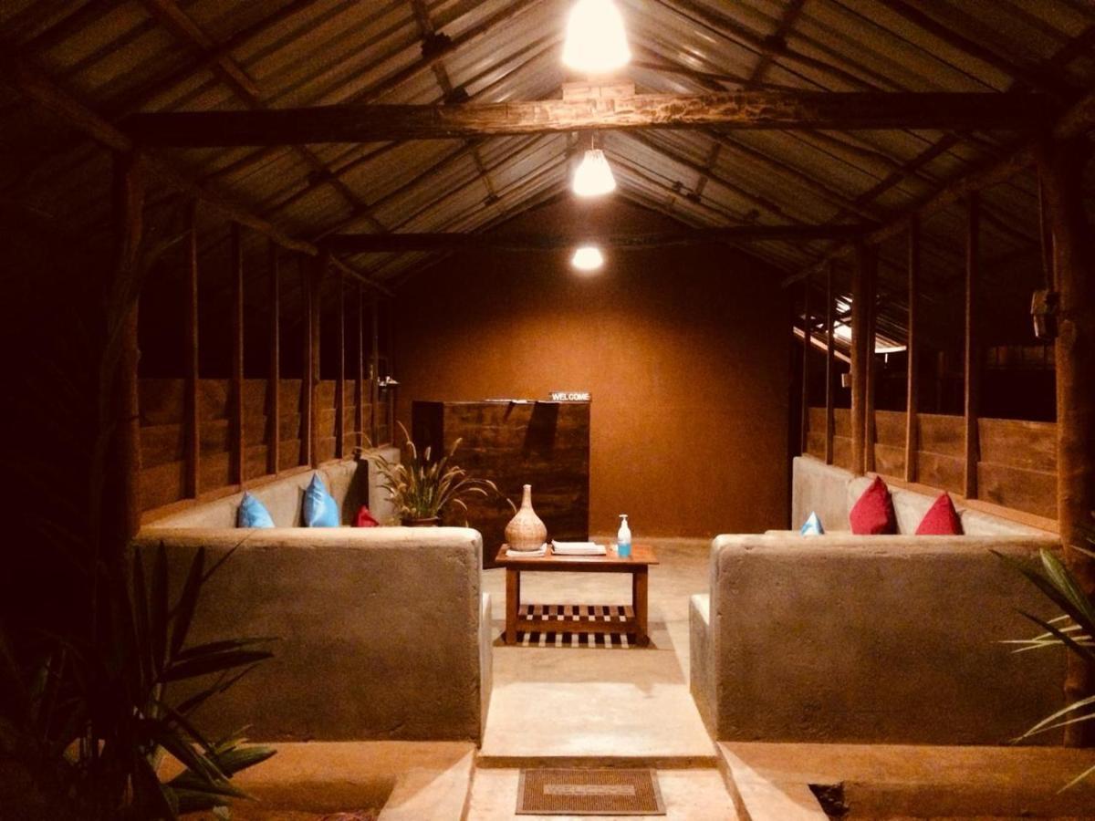 Chena Huts Eco Resort سيغيرِيا المظهر الخارجي الصورة